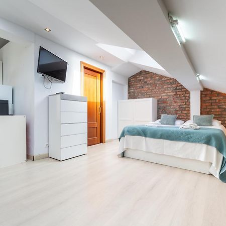 Loft En Calle Emblematica By Urbanhosting Santander Eksteriør billede